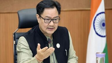 Photo of संसद में व्यवधान सांसदों के लिए नुकसानदेह, सरकार के लिए नहीं- किरेन रिजिजू