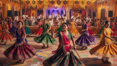 Photo of भारत के 6 शहरों में सिर चढ़कर बोलता है गरबा-डांडिया का रोमांच, इस नवरात्र बनाएं घूमने का प्लान