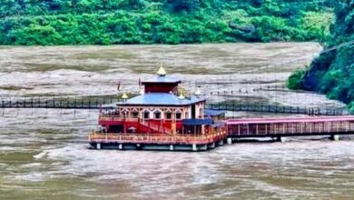 Photo of उत्तराखंड: ग्लेशियरों के टूटने से निचले क्षेत्रों में बाढ़ का अधिक खतरा