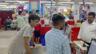 Photo of यूपी: जीएसटी की नई दरें लागू होने के बाद पहला दिन… बड़ी दुकानों ने घटाए दाम