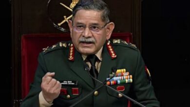 Photo of सेना प्रमुख की चेतावनी पर सियासी घमासान शुरू, कांग्रेस ने पूछे सवाल