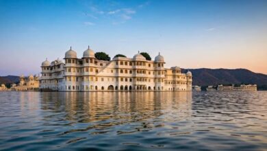Photo of करवा चौथ पर कहां देखें चांद? भारत की 6 सबसे रोमांटिक जगह