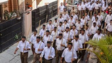 Photo of RSS के कार्यक्रम में शामिल होने पर नप गए पंचायत अधिकारी