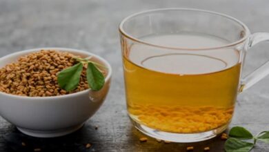 Photo of रोज सुबह 15 दिनों तक खाली पेट पिएं मेथी का पानी