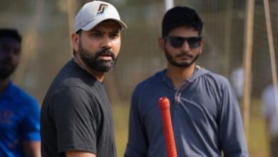 Photo of जबरा फैन के कारण रोहित शर्मा ने सिक्योरिटी गार्ड को लगाई फटकार