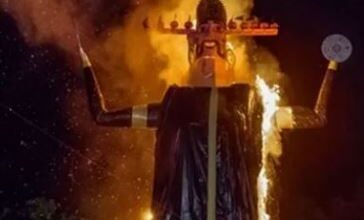 Photo of दशहरा पर इस विधि से करें पूजा, जानें रावण दहन मुहूर्त