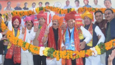 Photo of उत्तराखंड: कांग्रेस का फेस तो बना, लेकिन बेस नहीं बनने देना चाहती भाजपा