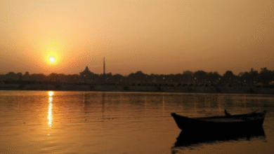 Photo of मकर संक्रांति पर क्या है स्नान का शुभ मुहूर्त? जानें इस पवित्र डुबकी का महत्व