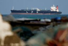 Photo of ‘शिवालिक’ के बाद ‘नंदा देवी’… होर्मुज स्ट्रेट से निकला भारत का LPG से लदा दूसरा जहाज